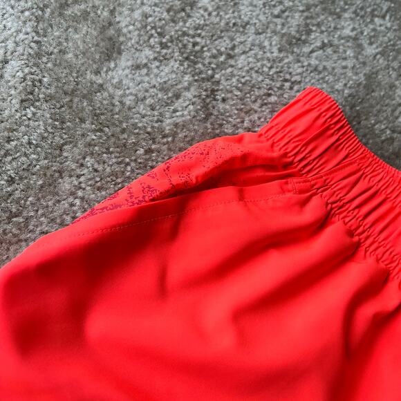 NWT Under Armour Men's Neon Orange Loose Fit Woven Graphic Shorts Small - Picture 4 of 14